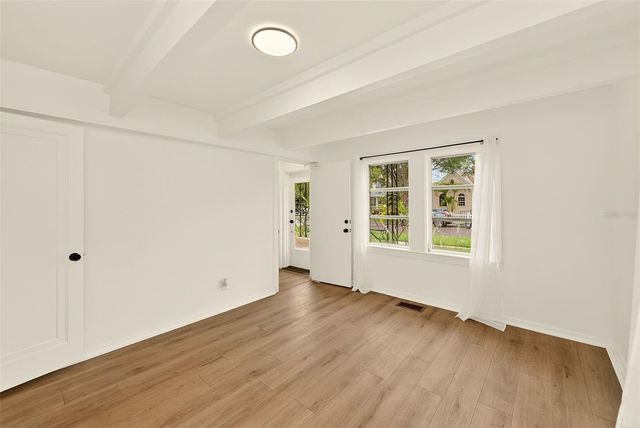 925 16TH AVENUE N, St Petersburg, FL 33704