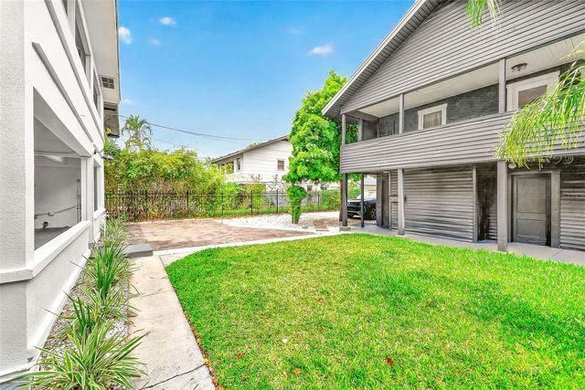 925 16TH AVENUE N, St Petersburg, FL 33704