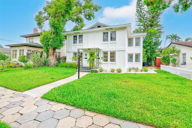 925 16TH AVENUE N, St Petersburg, FL 33704