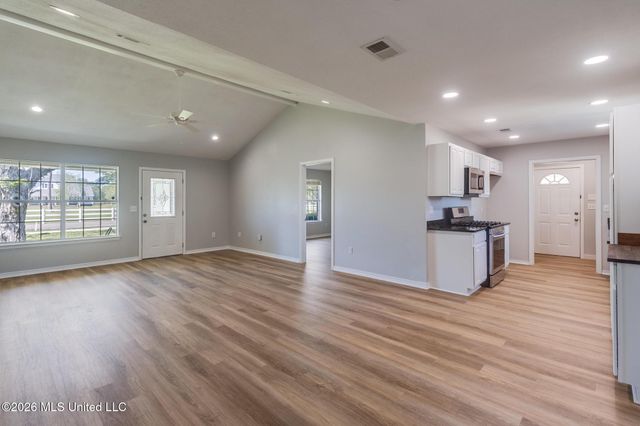 20075 Pineville Road, Long Beach, MS 39560