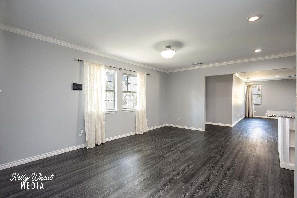 Image 12 of property listing at 1949 A & M Avenue, San Angelo, TX 76904