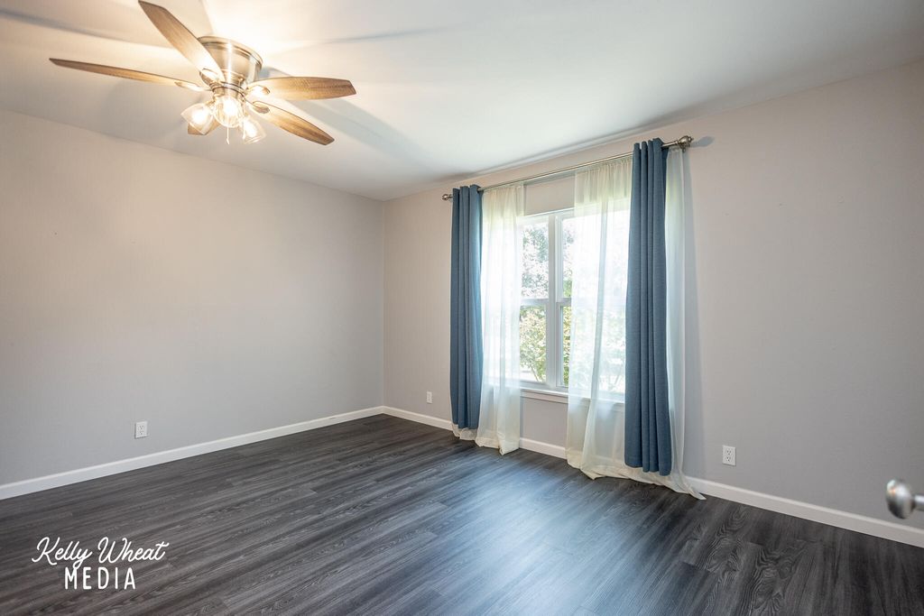 Image 13 of property listing at 1949 A & M Avenue, San Angelo, TX 76904
