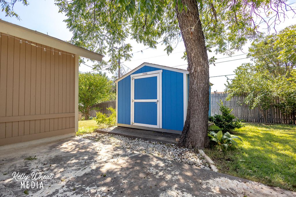 Image 29 of property listing at 1949 A & M Avenue, San Angelo, TX 76904