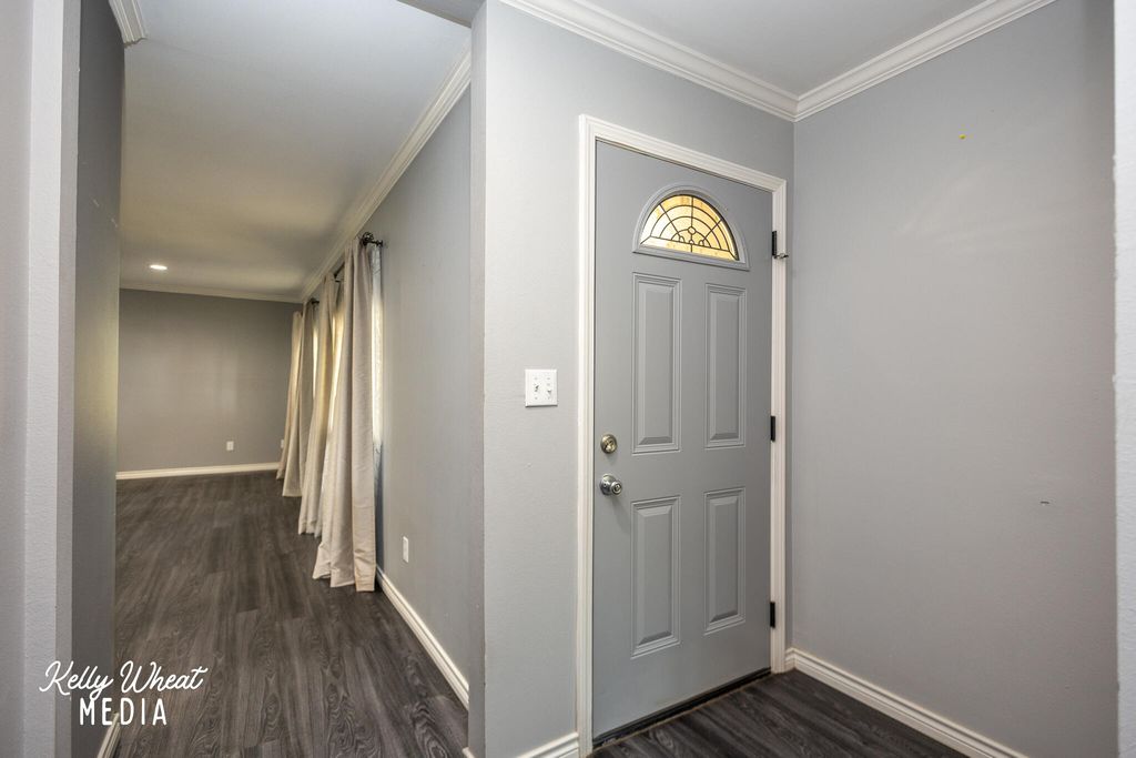 Image 5 of property listing at 1949 A & M Avenue, San Angelo, TX 76904