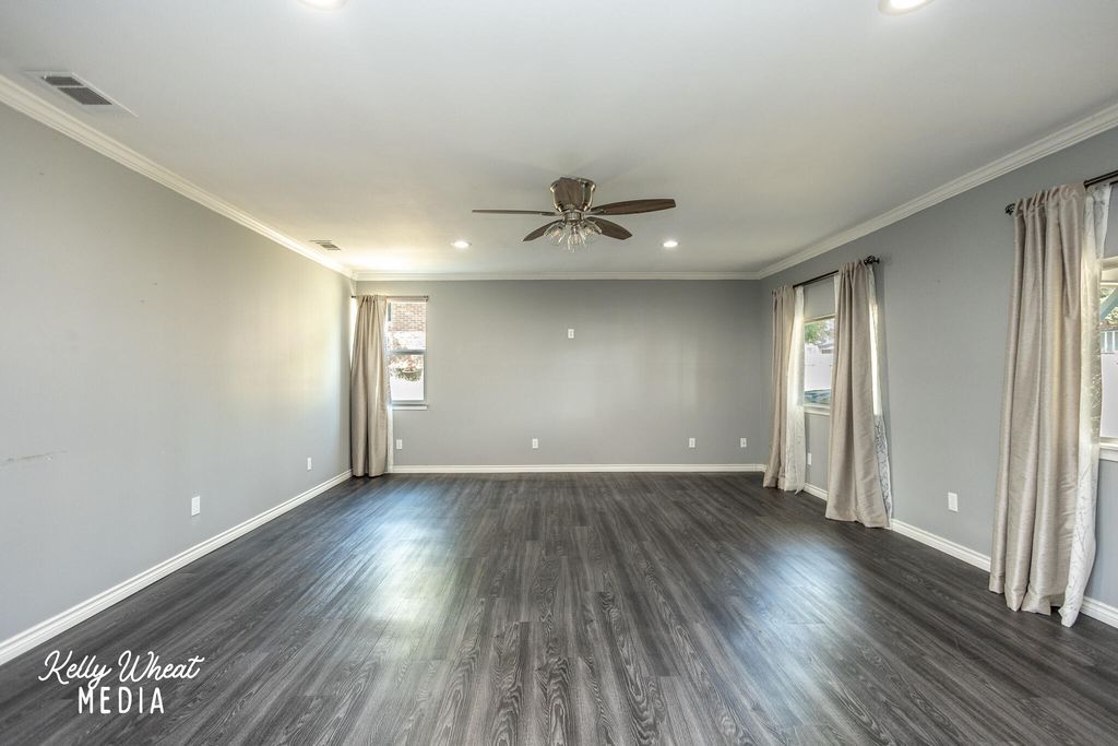 Image 7 of property listing at 1949 A & M Avenue, San Angelo, TX 76904