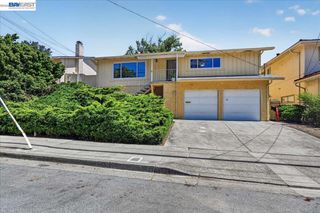 19574 Stanton Ave, Castro Valley, CA 94546