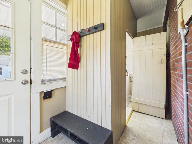 44 E 9TH AVE, York, PA 17404