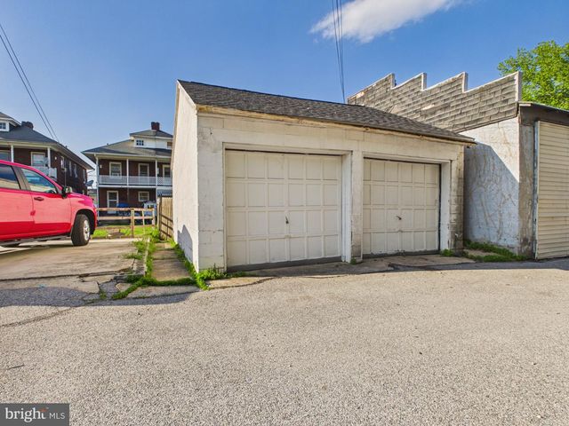 44 E 9TH AVE, York, PA 17404