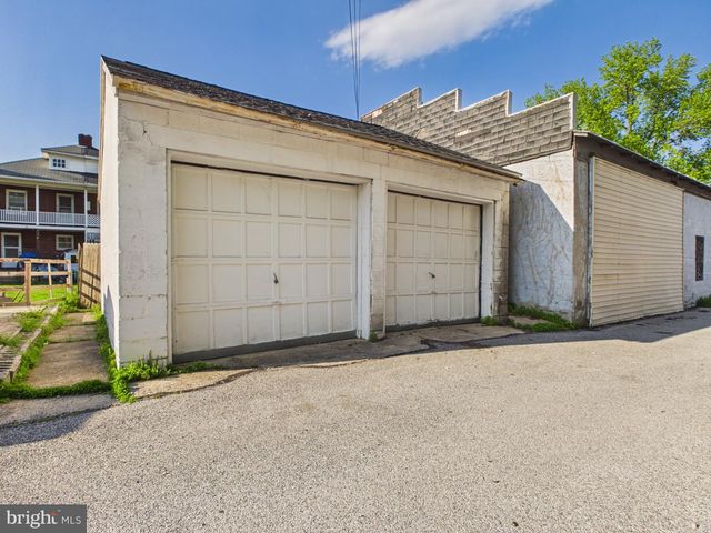44 E 9TH AVE, York, PA 17404