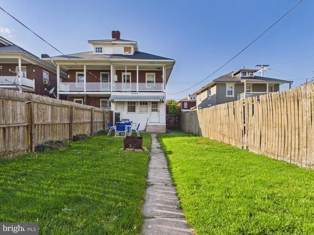 44 E 9TH AVE, York, PA 17404