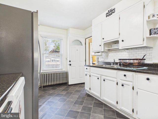 44 E 9TH AVE, York, PA 17404