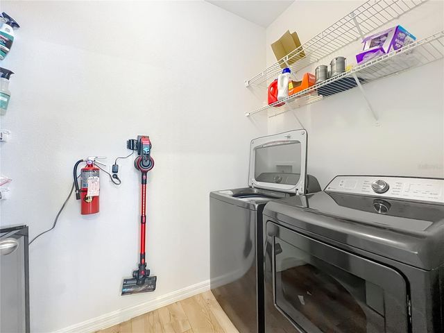 3341 RODRICK CIRCLE, Orlando, FL 32824