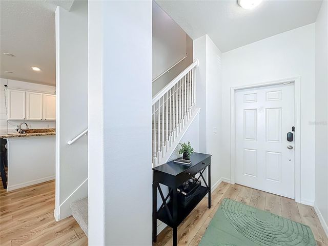 3341 RODRICK CIRCLE, Orlando, FL 32824