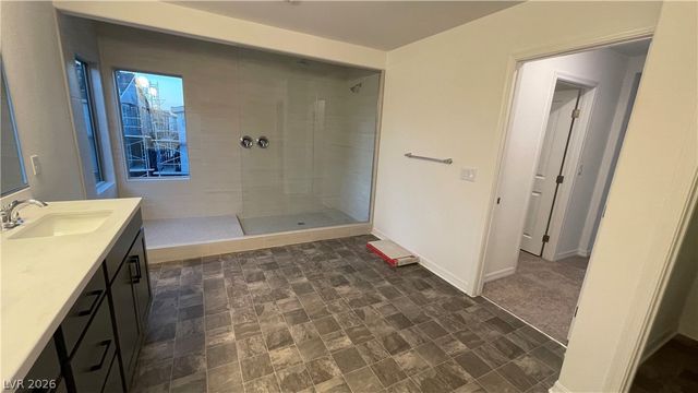 7054 Sunland Hills Avenue, Las Vegas, NV 89113