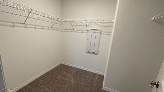 7054 Sunland Hills Avenue, Las Vegas, NV 89113