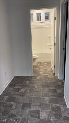 7054 Sunland Hills Avenue, Las Vegas, NV 89113