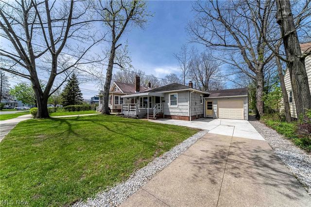 575 W Glendale Street, Bedford, OH 44146
