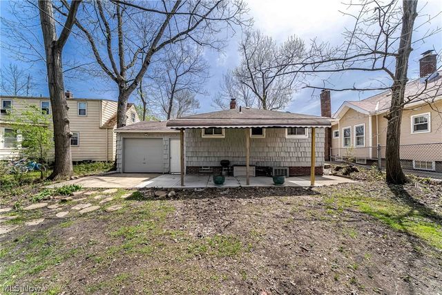 575 W Glendale Street, Bedford, OH 44146