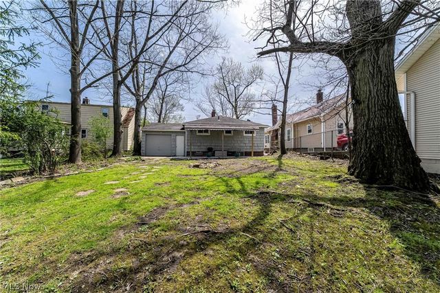 575 W Glendale Street, Bedford, OH 44146