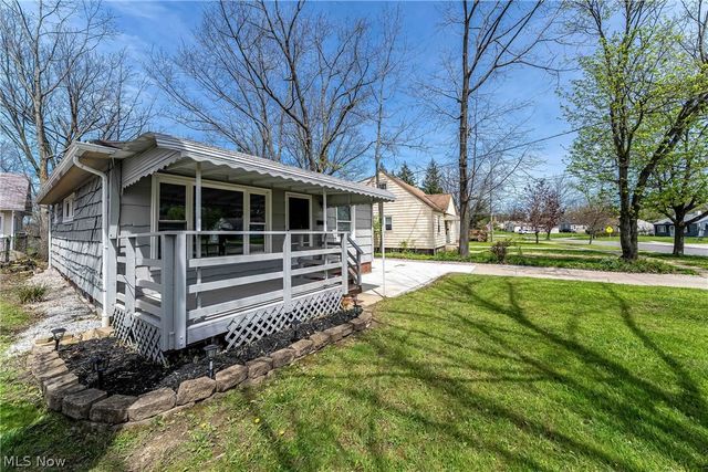 575 W Glendale Street, Bedford, OH 44146