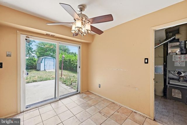 27 NORTHGATE LN, Willingboro, NJ 08046