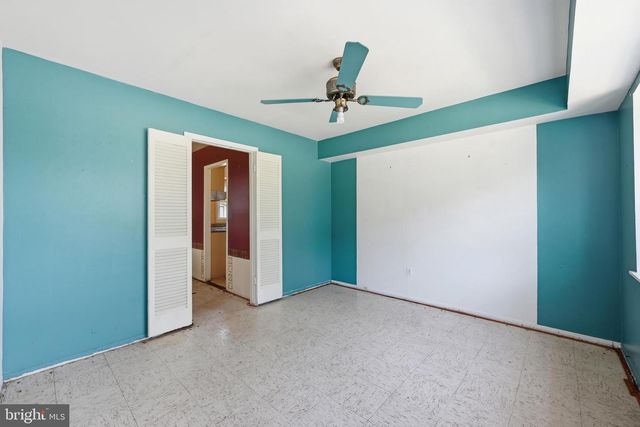 27 NORTHGATE LN, Willingboro, NJ 08046