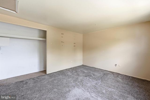 27 NORTHGATE LN, Willingboro, NJ 08046