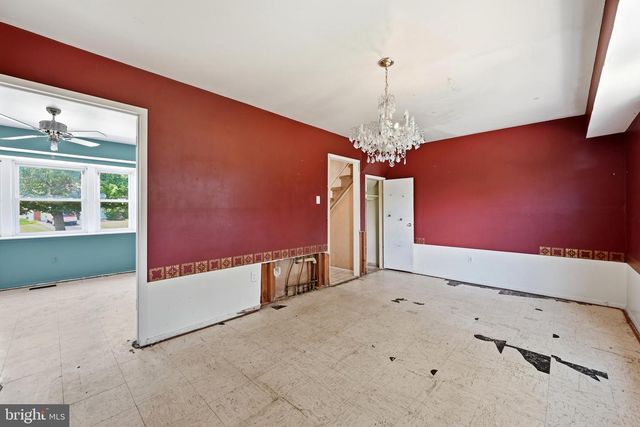 27 NORTHGATE LN, Willingboro, NJ 08046