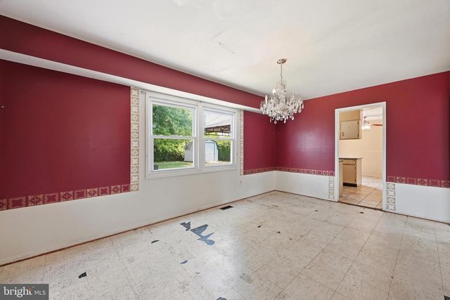 27 NORTHGATE LN, Willingboro, NJ 08046