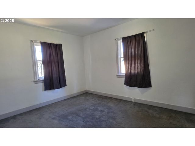 708 W FOURTH PLAIN Blvd, Vancouver, WA 98660