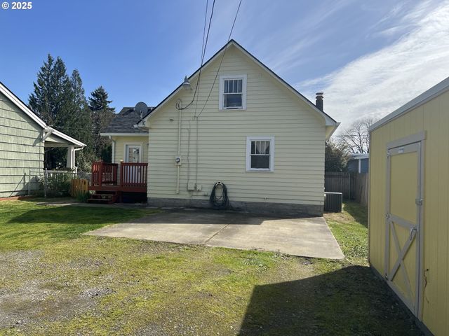 708 W FOURTH PLAIN Blvd, Vancouver, WA 98660