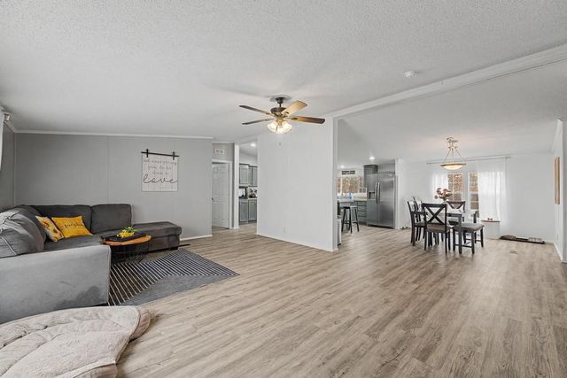 16307 Cardinal Road, Bella Vista, AR 72715