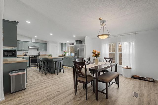 16307 Cardinal Road, Bella Vista, AR 72715