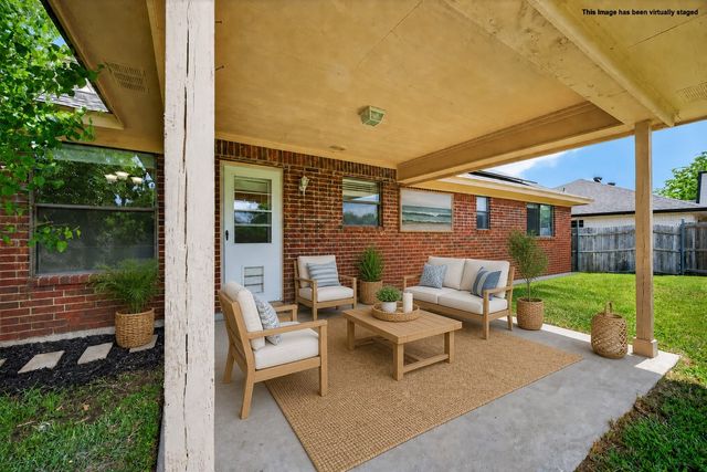6637 Whitley Road, Watauga, TX 76148