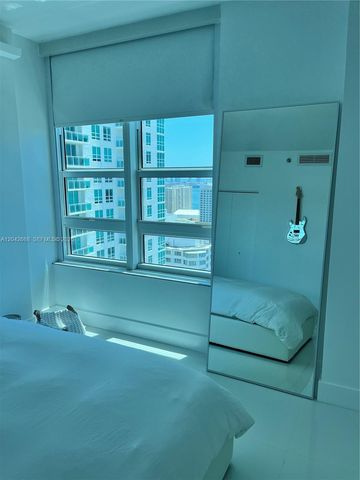 951 Brickell Ave 2704, Miami, FL 33131
