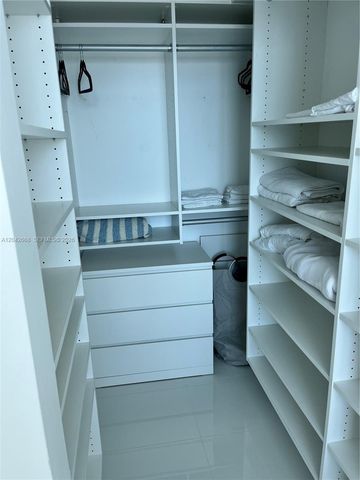951 Brickell Ave 2704, Miami, FL 33131