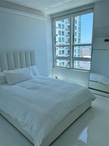 951 Brickell Ave 2704, Miami, FL 33131