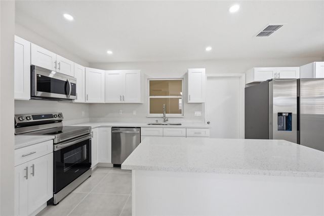 2314 QUEENSWAY ROAD, Orlando, FL 32808