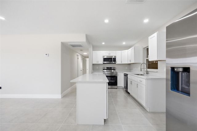 2314 QUEENSWAY ROAD, Orlando, FL 32808