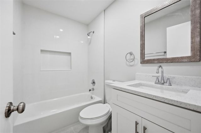 2314 QUEENSWAY ROAD, Orlando, FL 32808