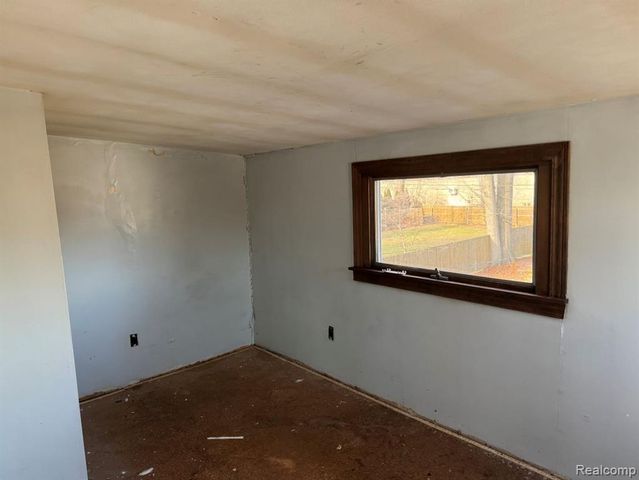 24066 Kraft Place, Romulus, MI 48174