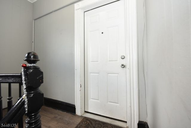 301 Burhans Ave, Haledon Boro, NJ 07508
