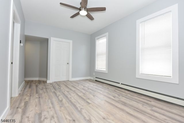 301 Burhans Ave, Haledon Boro, NJ 07508