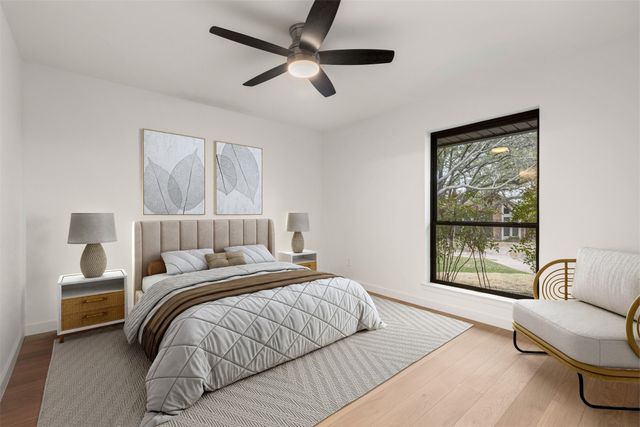 8825 Vista Oaks Circle, Dallas, TX 75243