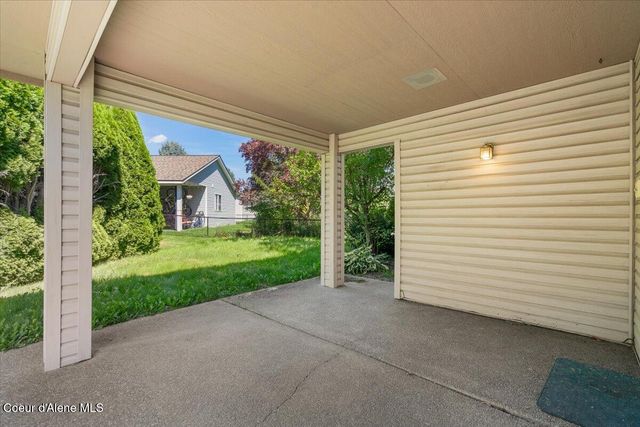 224 W FRONTIER TRL, Post Falls, ID 83854