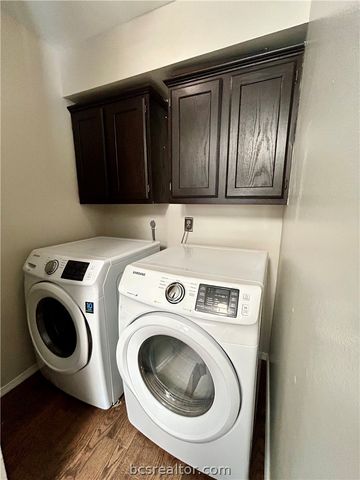 1904 Dartmouth Street N2, College Station, TX 77840