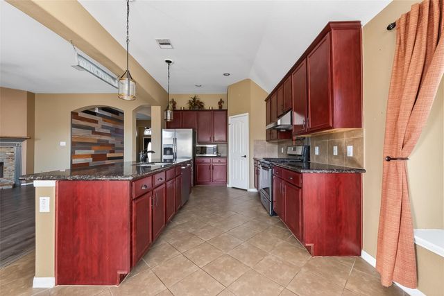 1512 Nacogdoches Valley Drive, League City, TX 77573