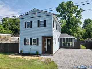 56 Mancha Ave, Claremont, VA 23899