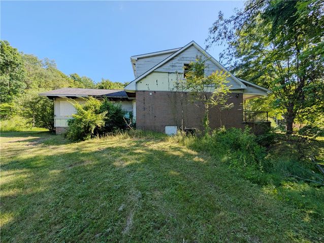 127 Clearview Dr, South Huntingdon, PA 15679