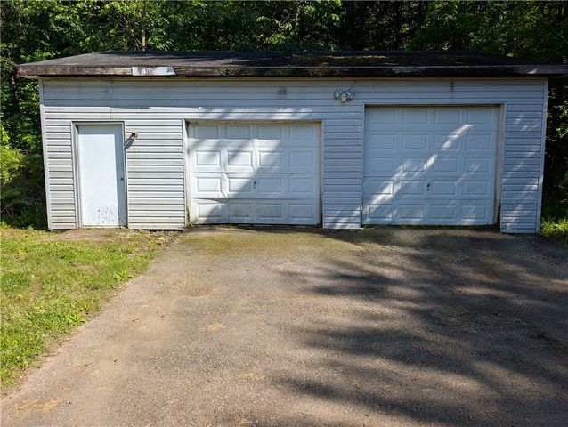 127 Clearview Dr, South Huntingdon, PA 15679
